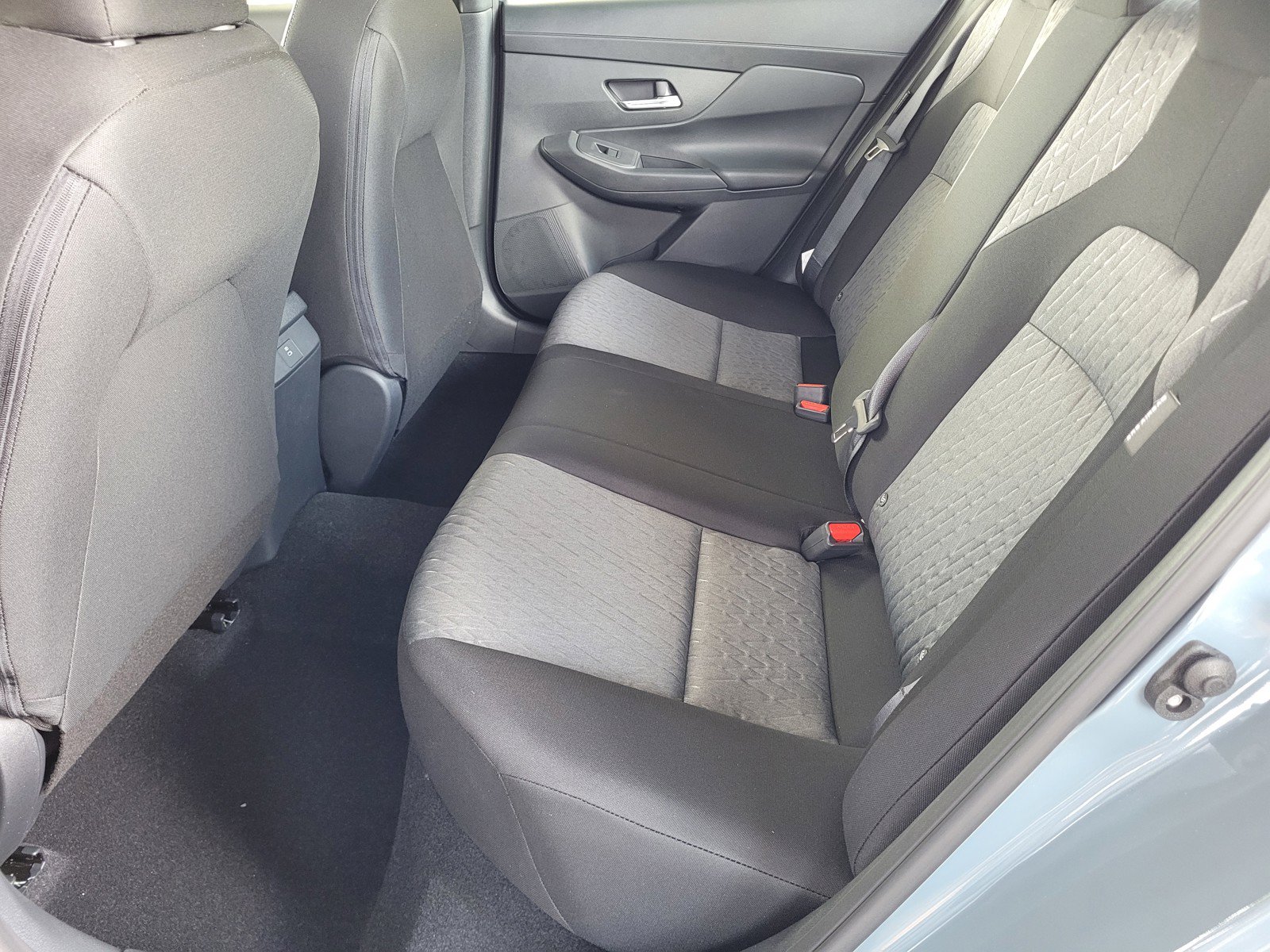 New 2026 Nissan Sentra SV w/ SV Convenience Package FWD image 7