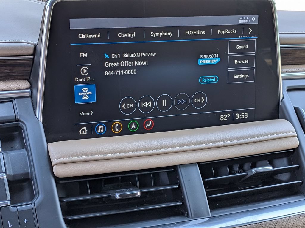 Used 2021 Chevrolet Tahoe Premier w/ Premium Package AWD/4WD image 19