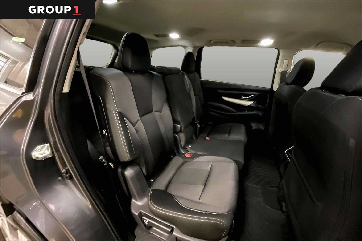 Used 2022 Subaru Ascent Premium w/ Convenience Package AWD/4WD image 19