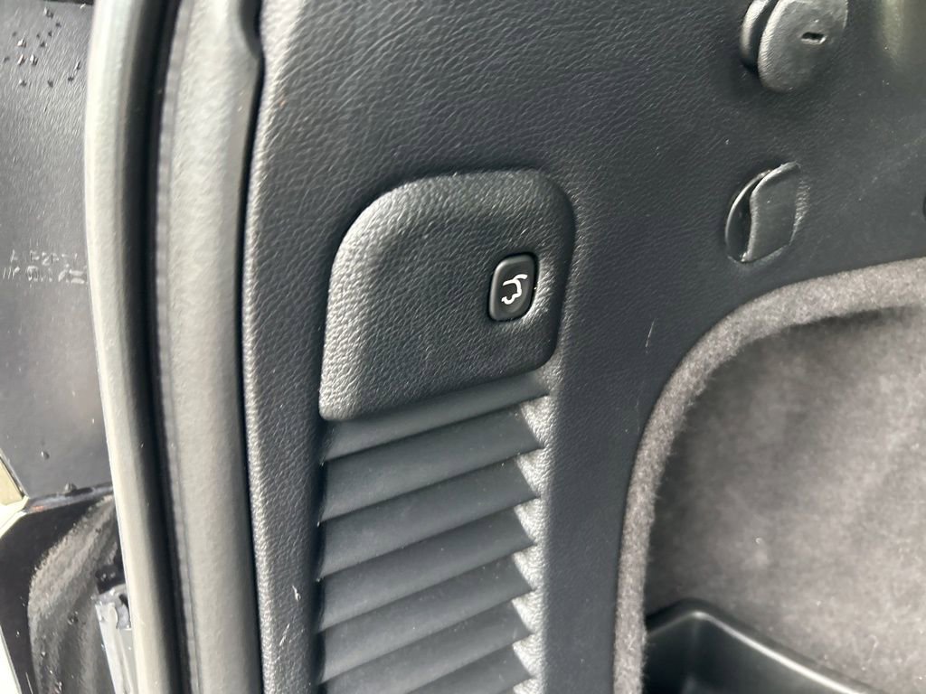 Used 2019 Jeep Grand Cherokee Altitude AWD/4WD image 38