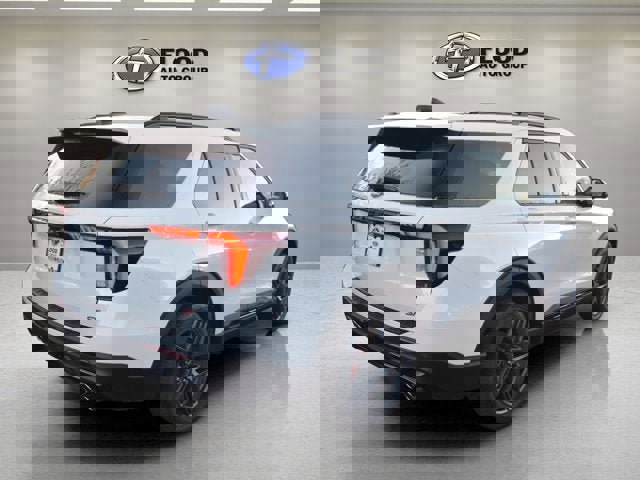 New 2026 Ford Explorer ST image 2