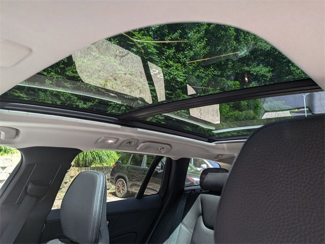 Certified 2024 Volvo V60 B5 Cross Country Plus image 10