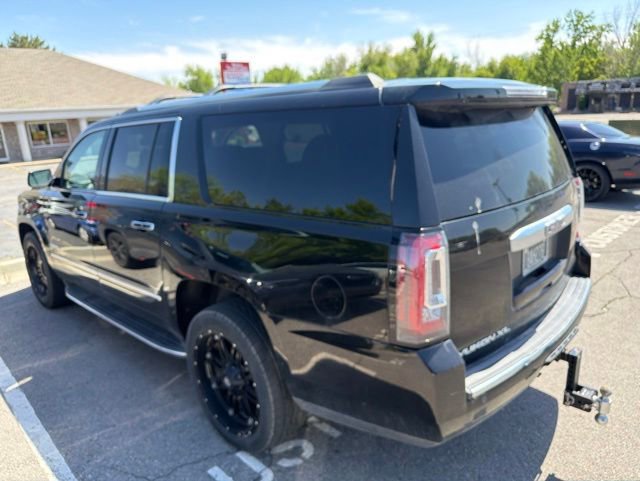 Used 2016 GMC Yukon XL Denali w/ Open Road Package AWD/4WD image 4