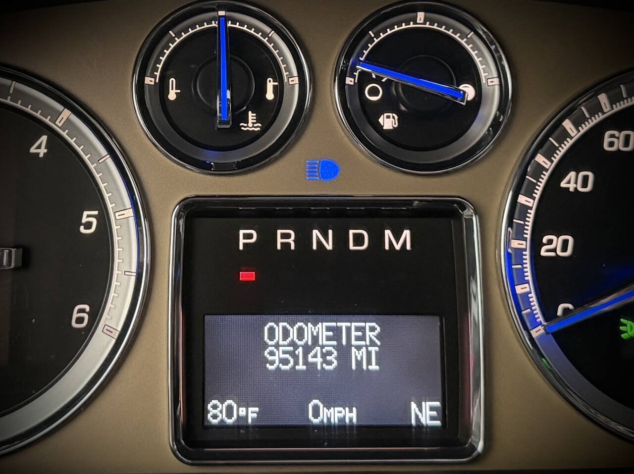 Used 2014 Cadillac Escalade Platinum AWD/4WD image 24