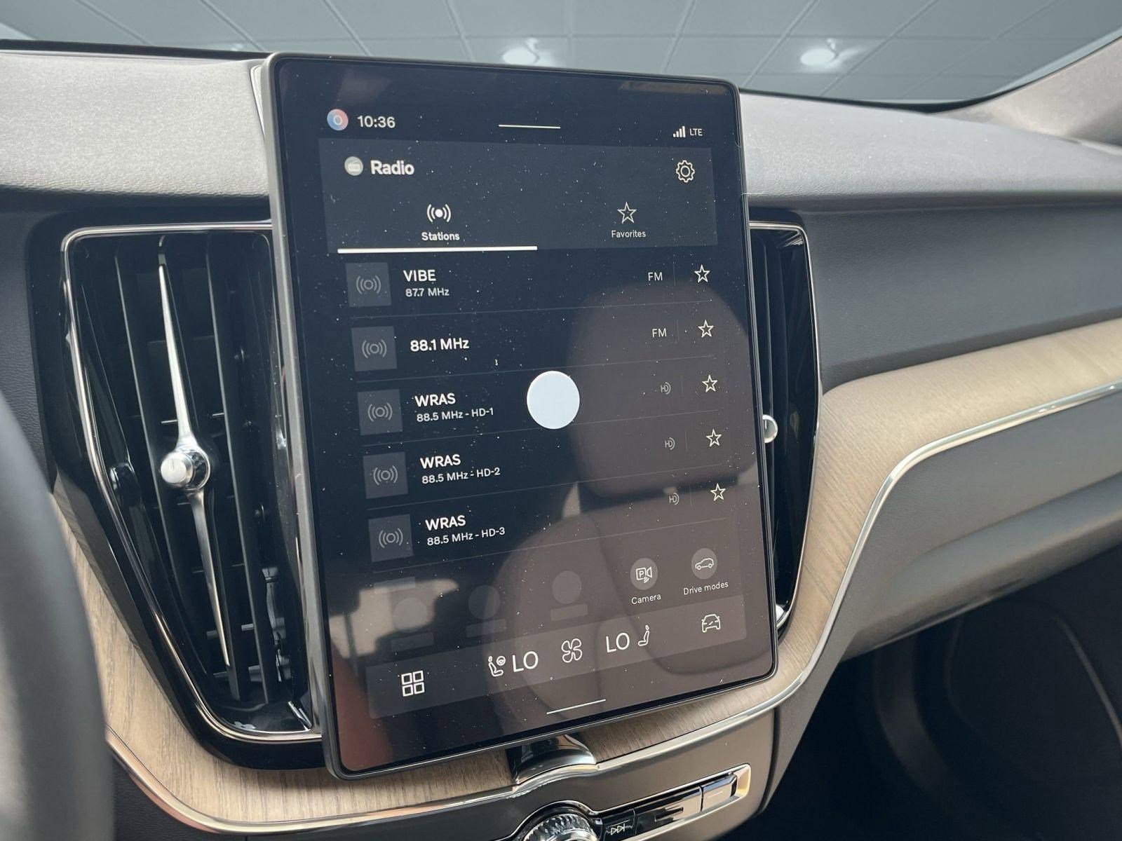 Used 2026 Volvo XC60 B5 Core w/ Climate Package image 31