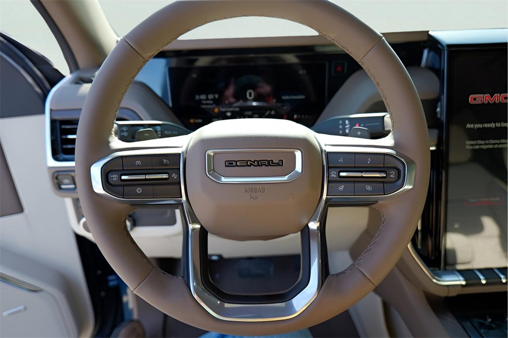 New 2026 GMC Yukon Denali w/ Sun & Power Step Package image 11