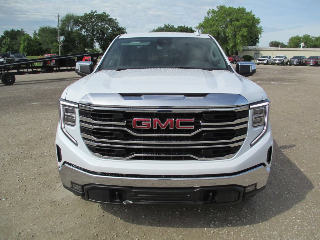 New 2026 GMC Sierra 1500 SLT w/ SLT Premium Package AWD/4WD image 12