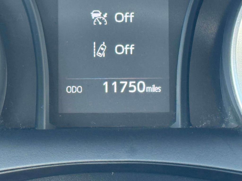 Used 2023 Toyota Camry LE FWD image 28