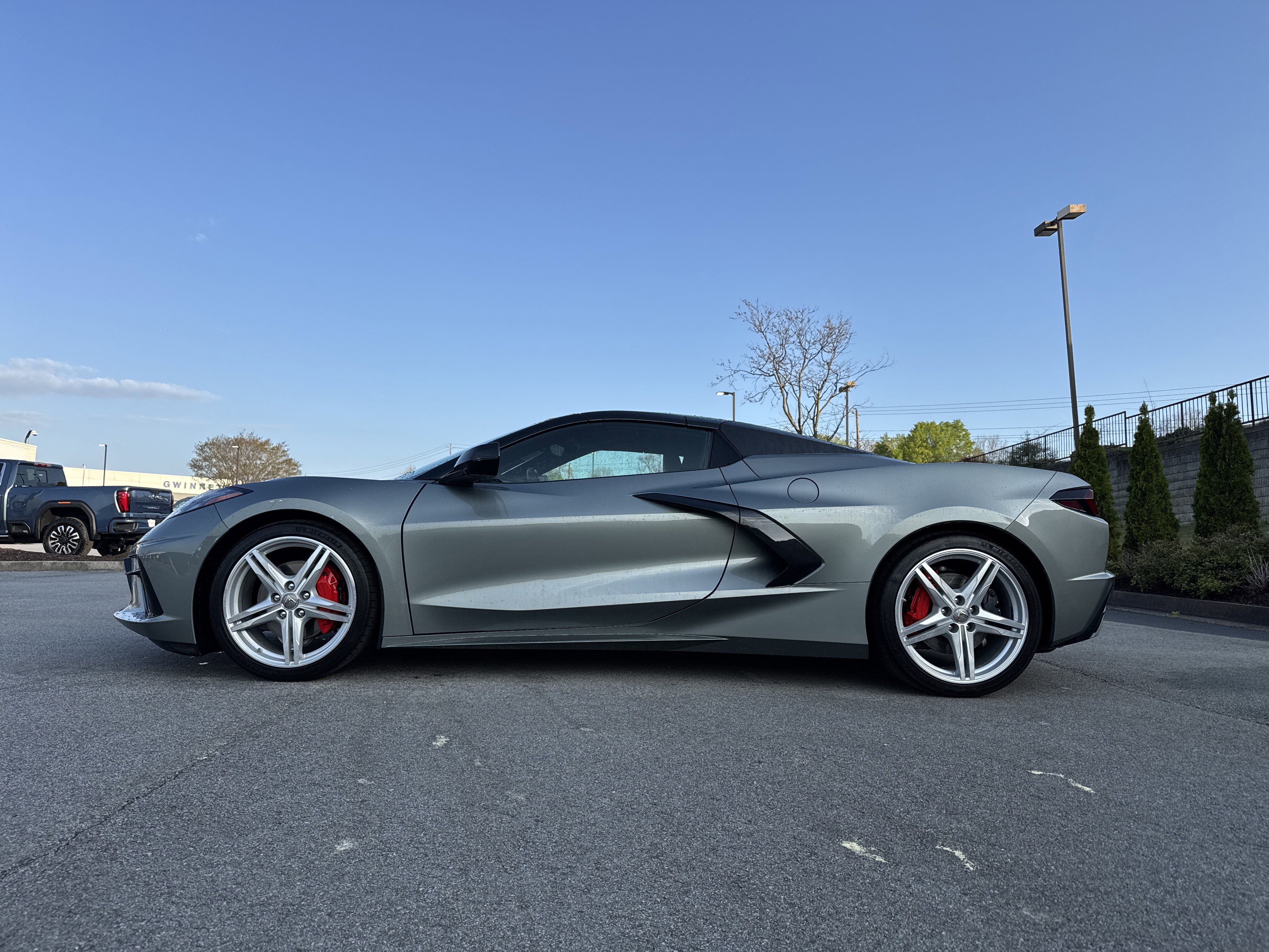 Used 2024 Chevrolet Corvette Stingray Preferred Conv w/ Stealth Interior Trim Package image 7