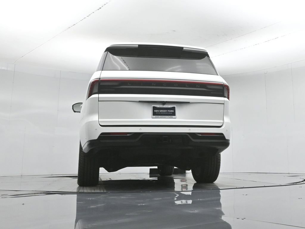 Used 2025 Lincoln Navigator Reserve AWD/4WD image 53