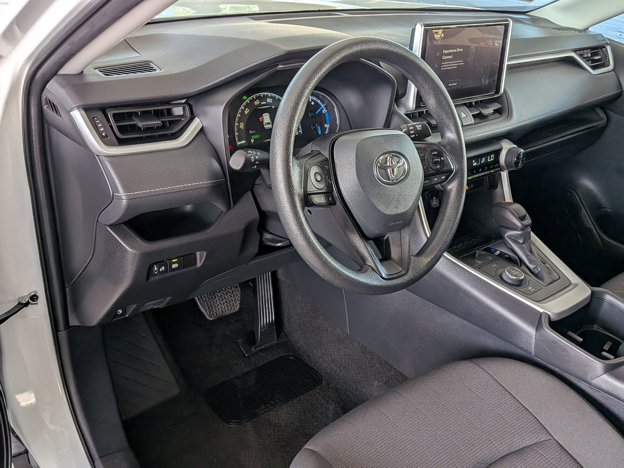 Certified 2025 Toyota RAV4 XLE AWD/4WD image 13