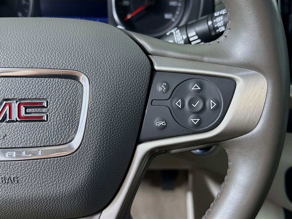 Used 2020 GMC Terrain Denali w/ Denali Premium Package image 12