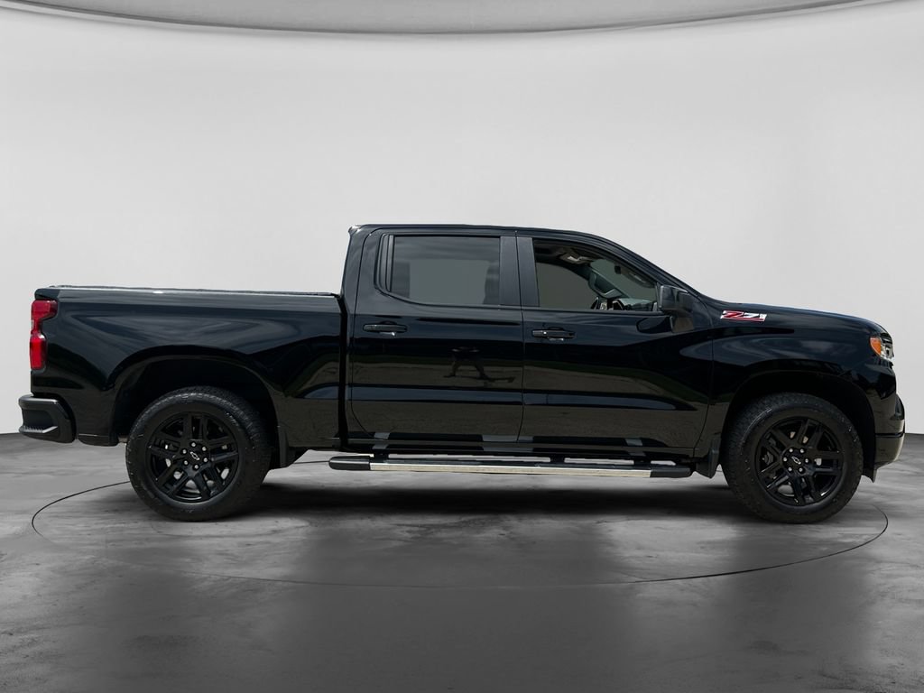 Used 2023 Chevrolet Silverado 1500 RST w/ Z71 Off-Road Package AWD/4WD image 10