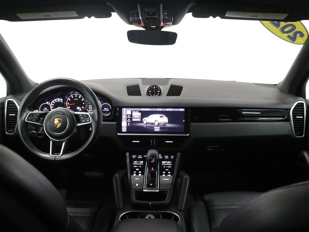Used 2021 Porsche Cayenne AWD/4WD image 27