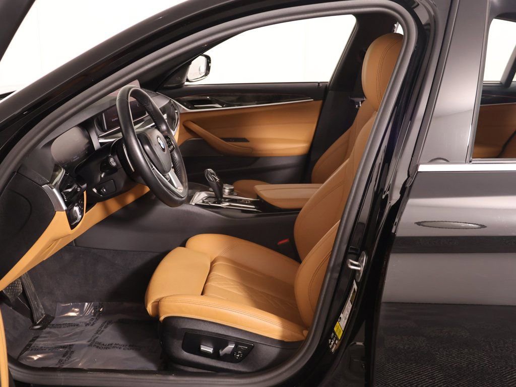 Used 2022 BMW 530i xDrive w/ M Sport Package image 27
