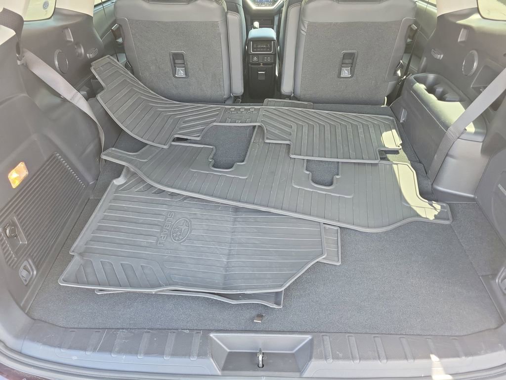 Used 2023 Subaru Ascent Touring image 8