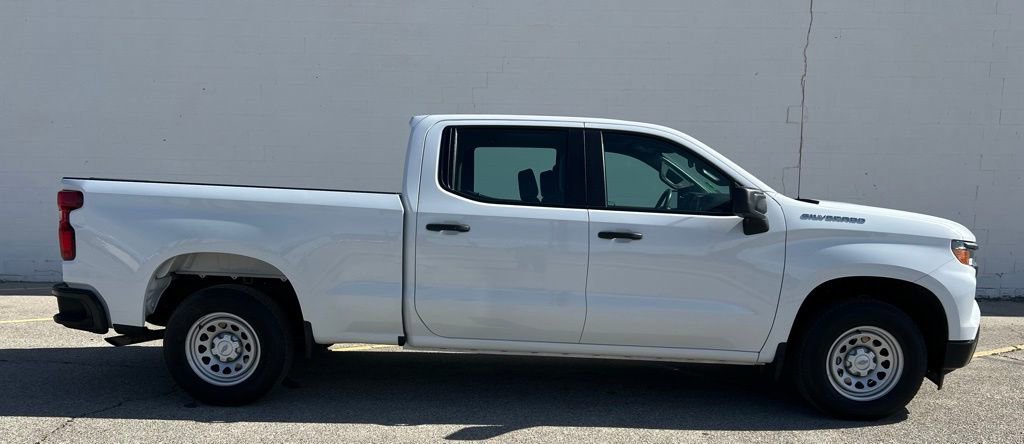Used 2025 Chevrolet Silverado 1500 W/T image 6