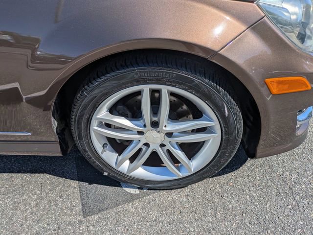 Used 2014 Mercedes-Benz C 250 Sedan image 11