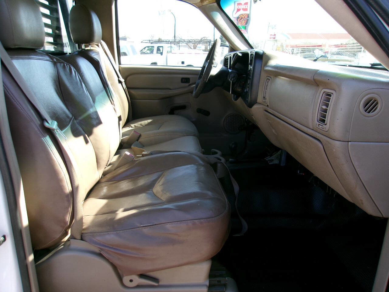 Used 2004 Chevrolet Silverado 2500 W/T w/ Skid Plate Package image 10