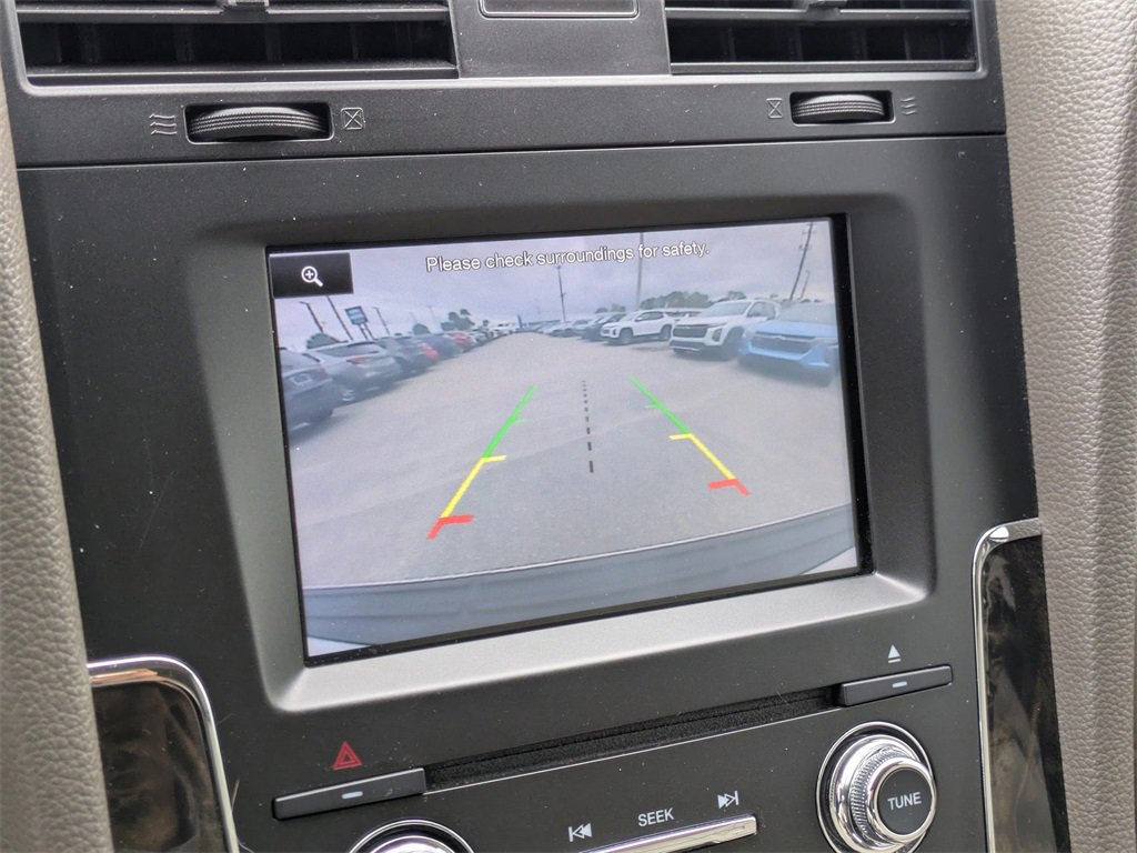 Used 2015 Lincoln Navigator L 4WD image 24