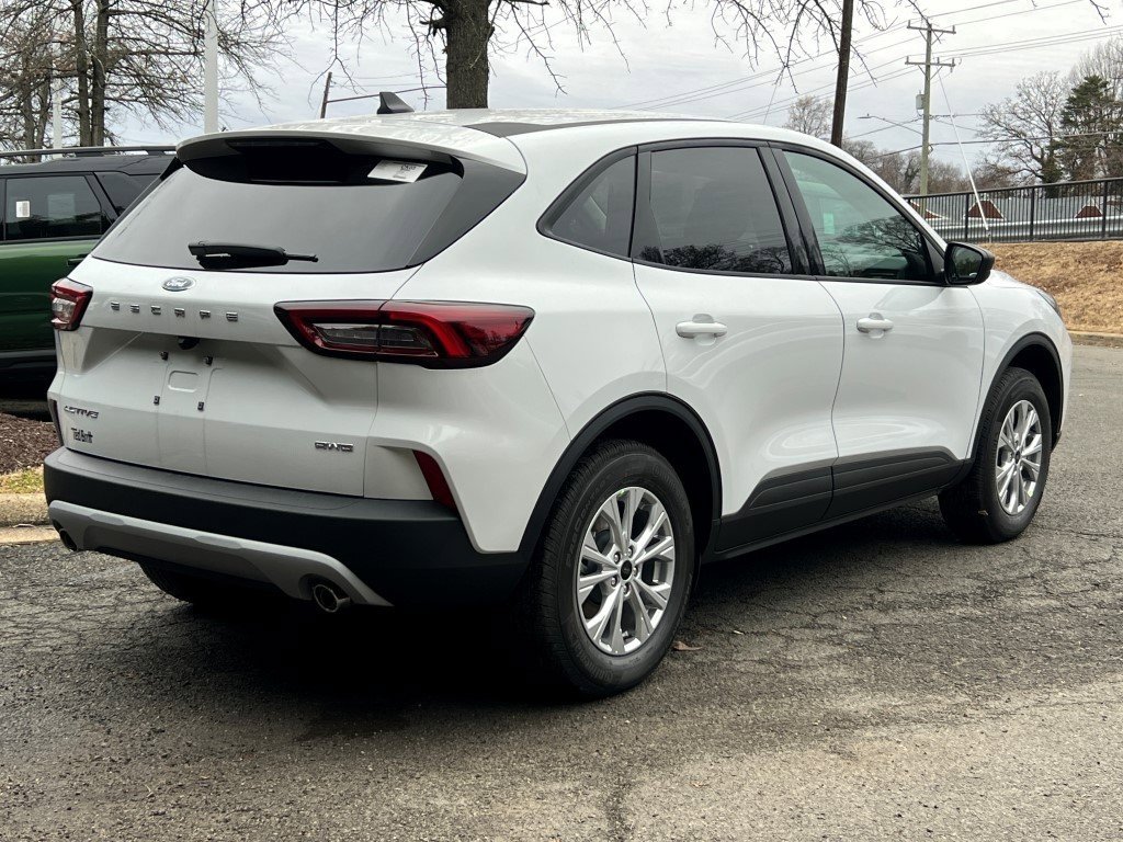 New 2026 Ford Escape Active w/ Cold Weather Package AWD/4WD image 4