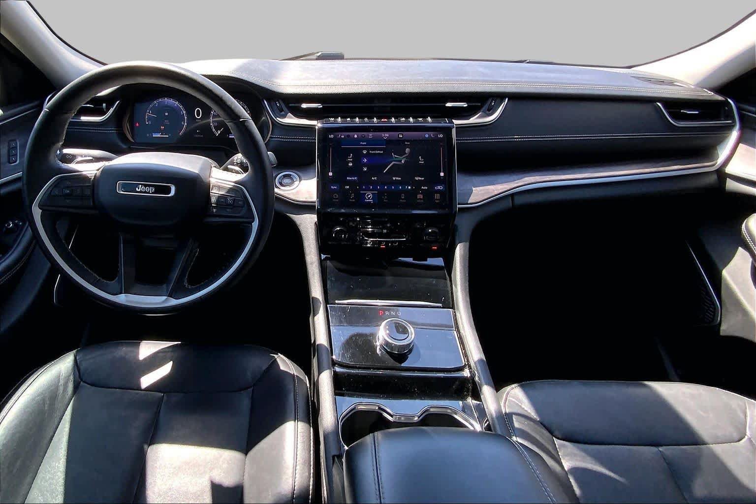 Used 2021 Jeep Grand Cherokee L Limited RWD image 16
