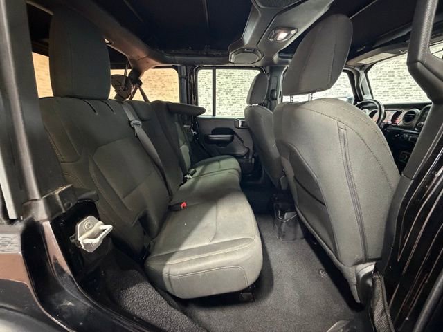 Used 2018 Jeep Wrangler Unlimited Sport S image 11