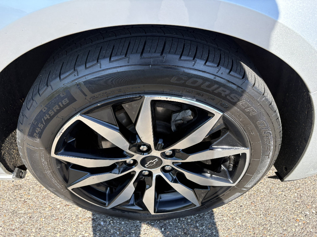 Used 2020 Chevrolet Malibu RS image 12