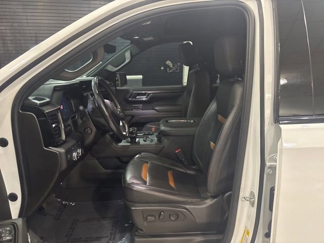 Used 2022 GMC Sierra 1500 AT4 w/ AT4 Premium Package AWD/4WD image 13