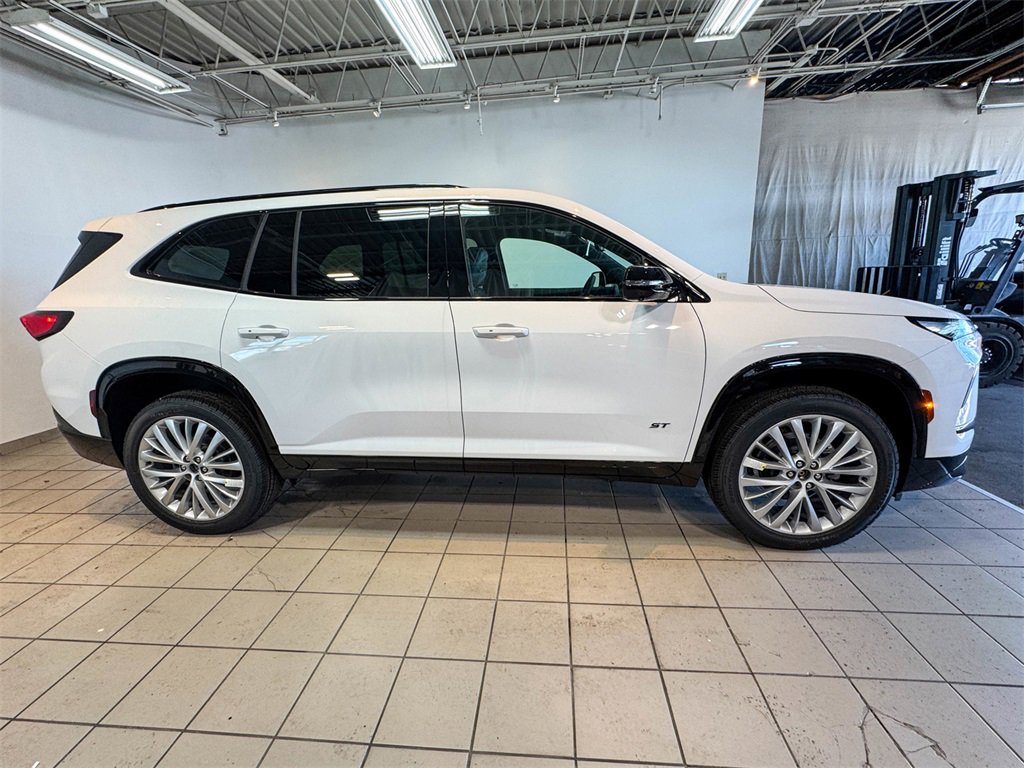 New 2026 Buick Enclave Sport Touring w/ Power Package image 4