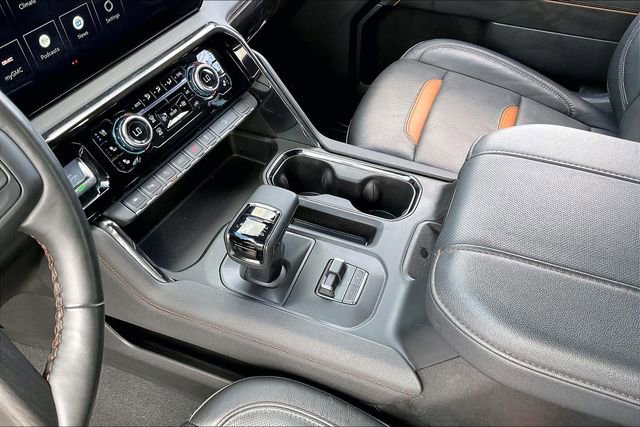 Used 2024 GMC Sierra 1500 AT4 w/ Technology Package AWD/4WD image 13