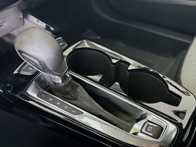 Used 2025 Chevrolet Trax LT w/ Driver Confidence Package image 18