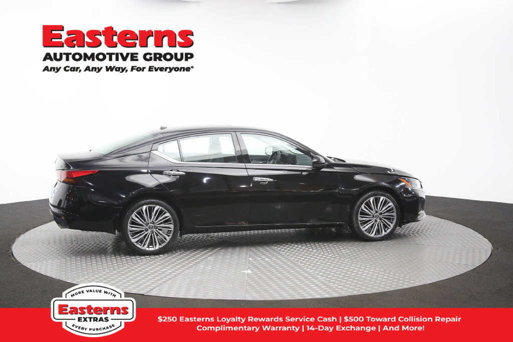 Used 2023 Nissan Altima 2.5 SL AWD/4WD image 46