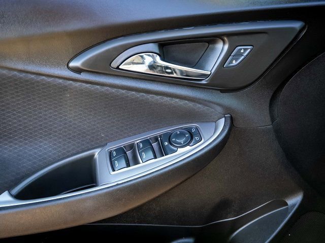Used 2025 Chevrolet Malibu LT image 19