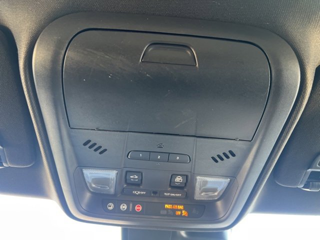 Used 2021 Cadillac XT4 Premium Luxury w/ Cold Weather Package image 32