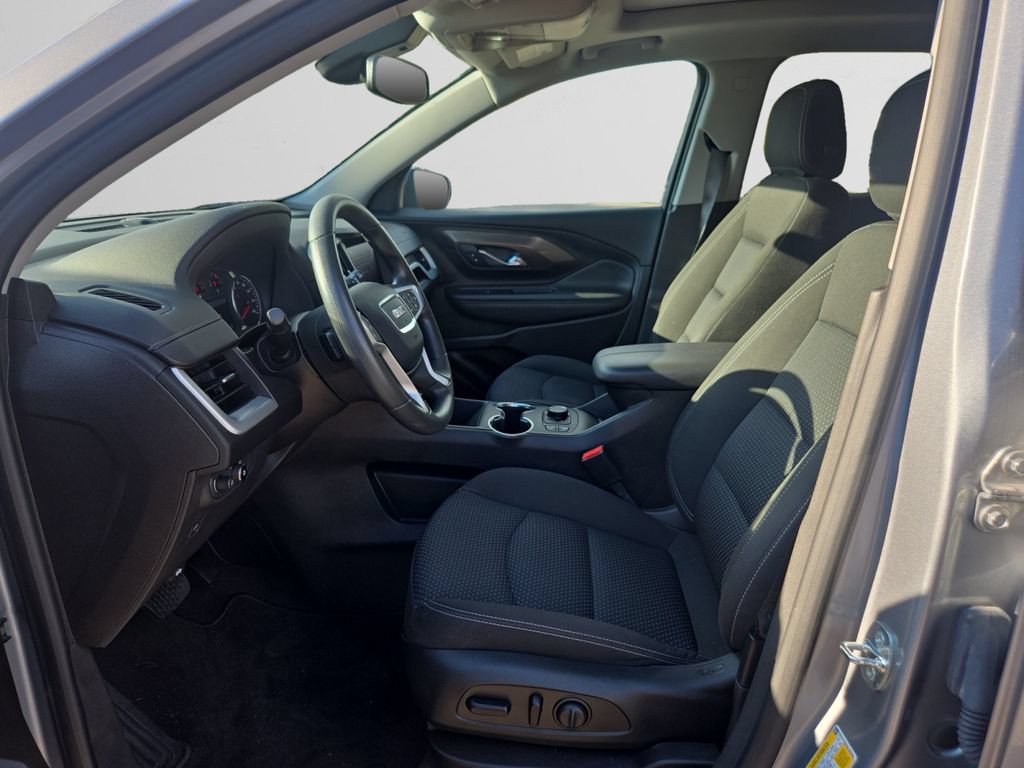 Used 2024 GMC Terrain SLE w/ Driver Convenience Package AWD/4WD image 11