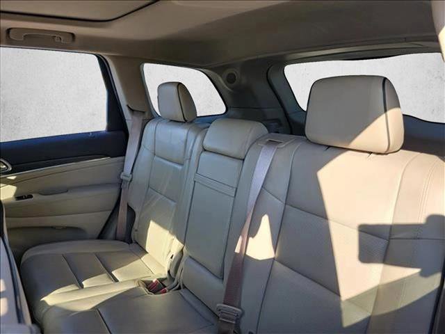 Used 2015 Jeep Grand Cherokee Overland w/ Advanced Technology Group image 12