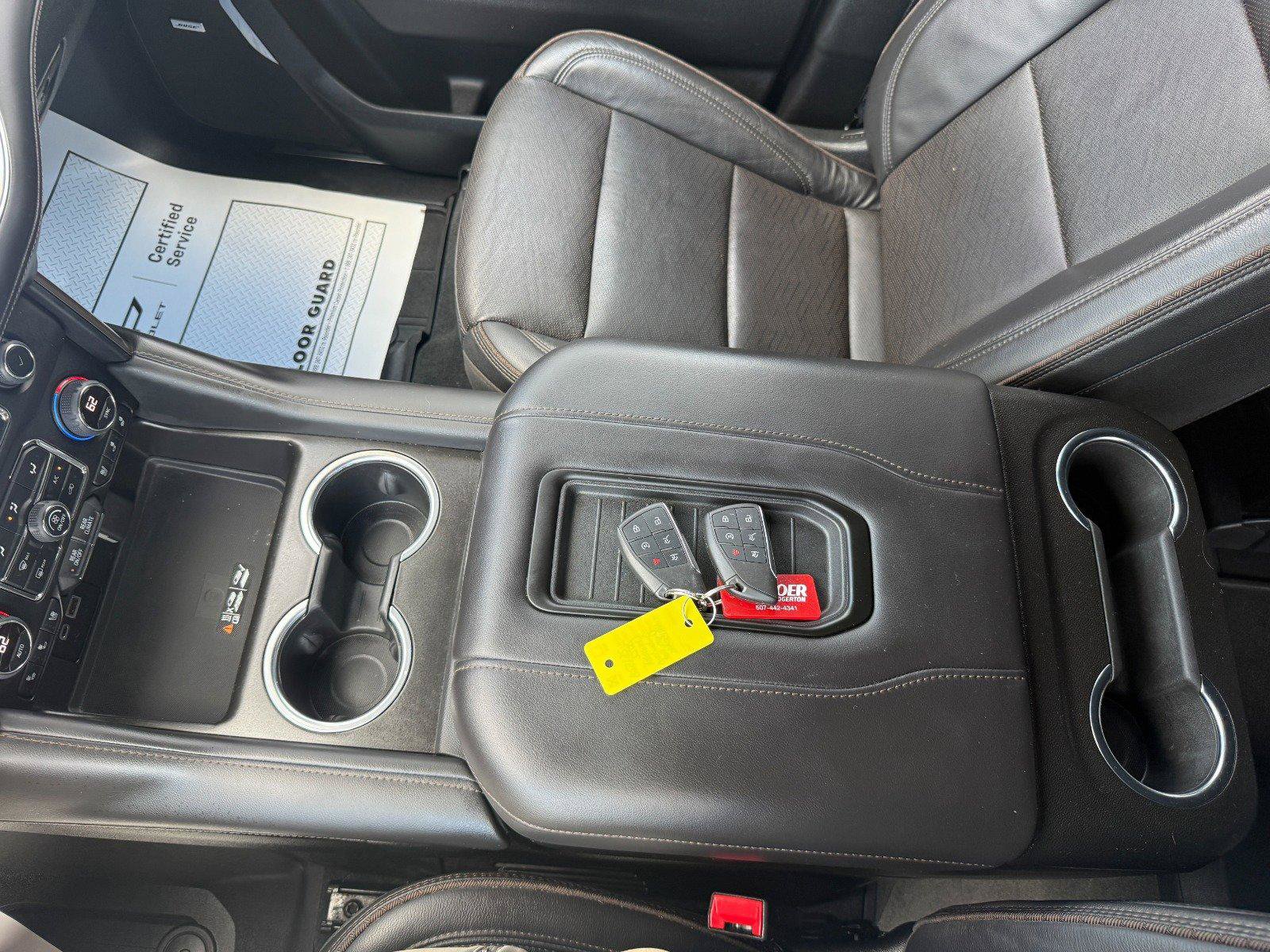 Used 2022 Chevrolet Suburban High Country AWD/4WD image 19