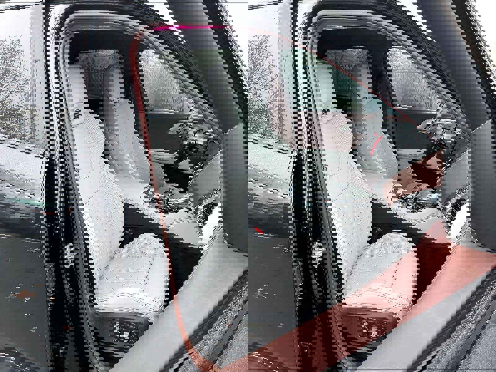 Used 2025 BMW XM image 9