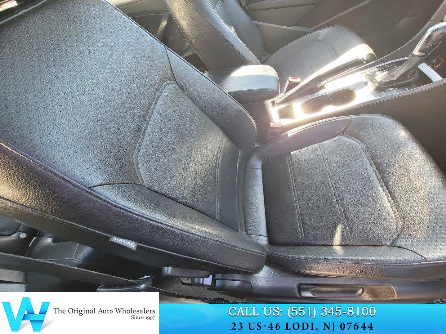 Used 2013 Volkswagen Passat 2.5 SE FWD image 16