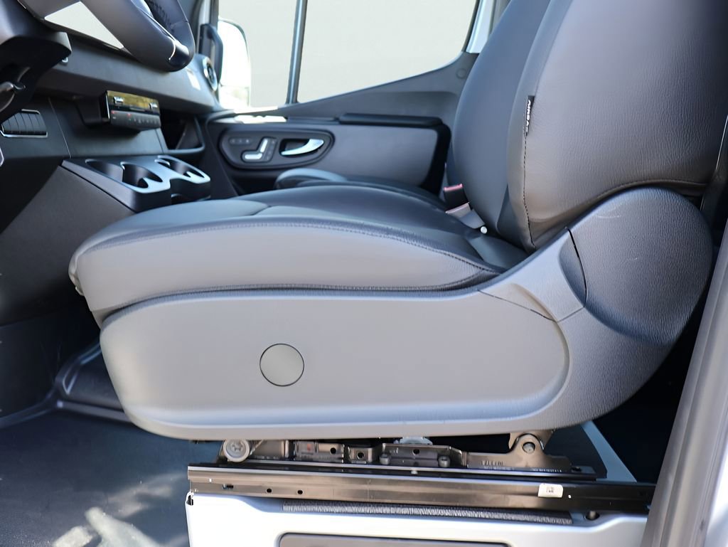 New 2026 Mercedes-Benz Sprinter 2500 image 40