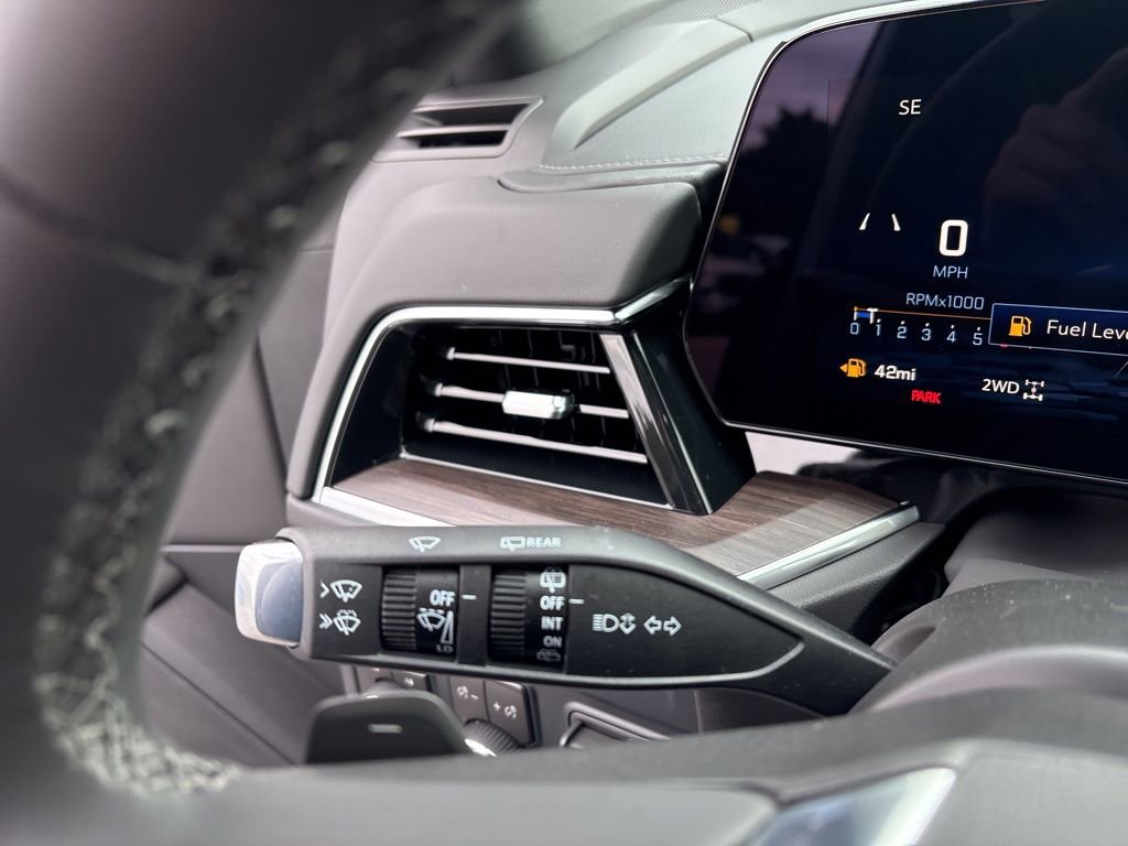 New 2026 Chevrolet Suburban LT w/ Comfort Package image 14