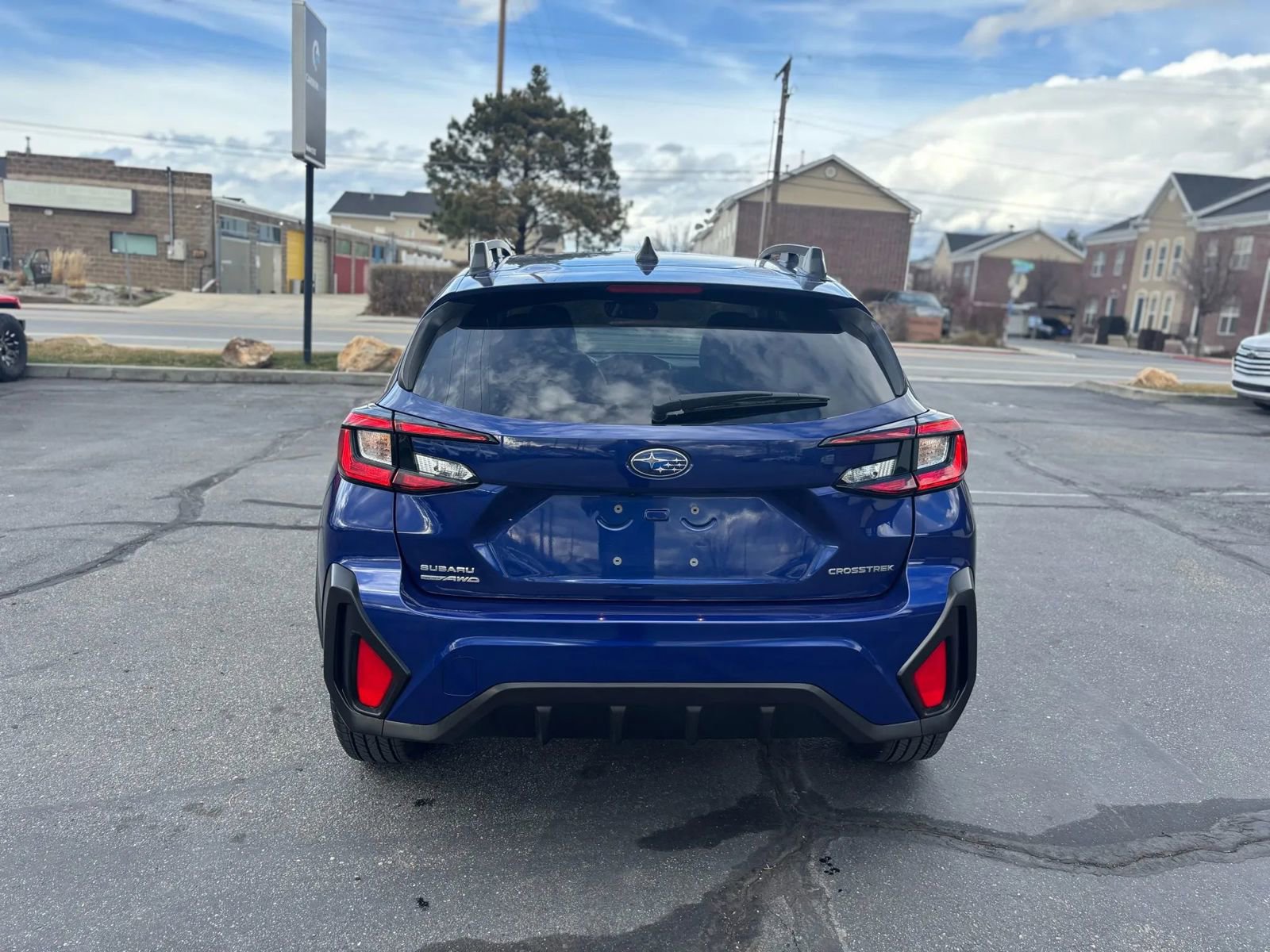 Used 2024 Subaru Crosstrek 2.0i Premium image 6