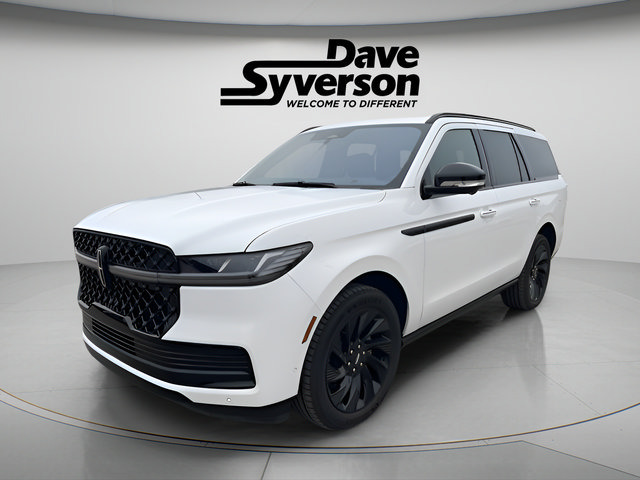 Used 2025 Lincoln Navigator Reserve w/ Jet Appearance Package