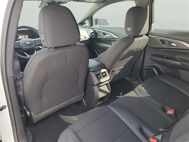 New 2026 Chevrolet Equinox EV LT image 15