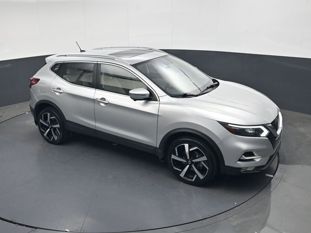 Used 2022 Nissan Rogue Sport SL w/ Premium Package FWD image 20