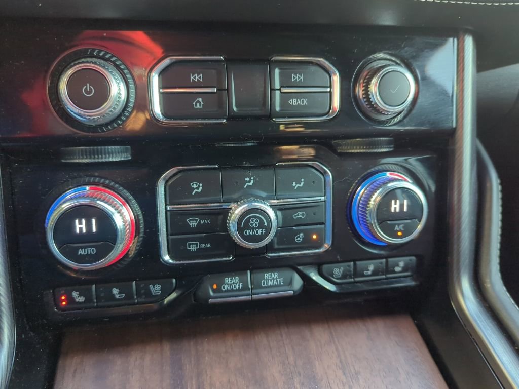 Used 2023 GMC Yukon Denali Ultimate image 34