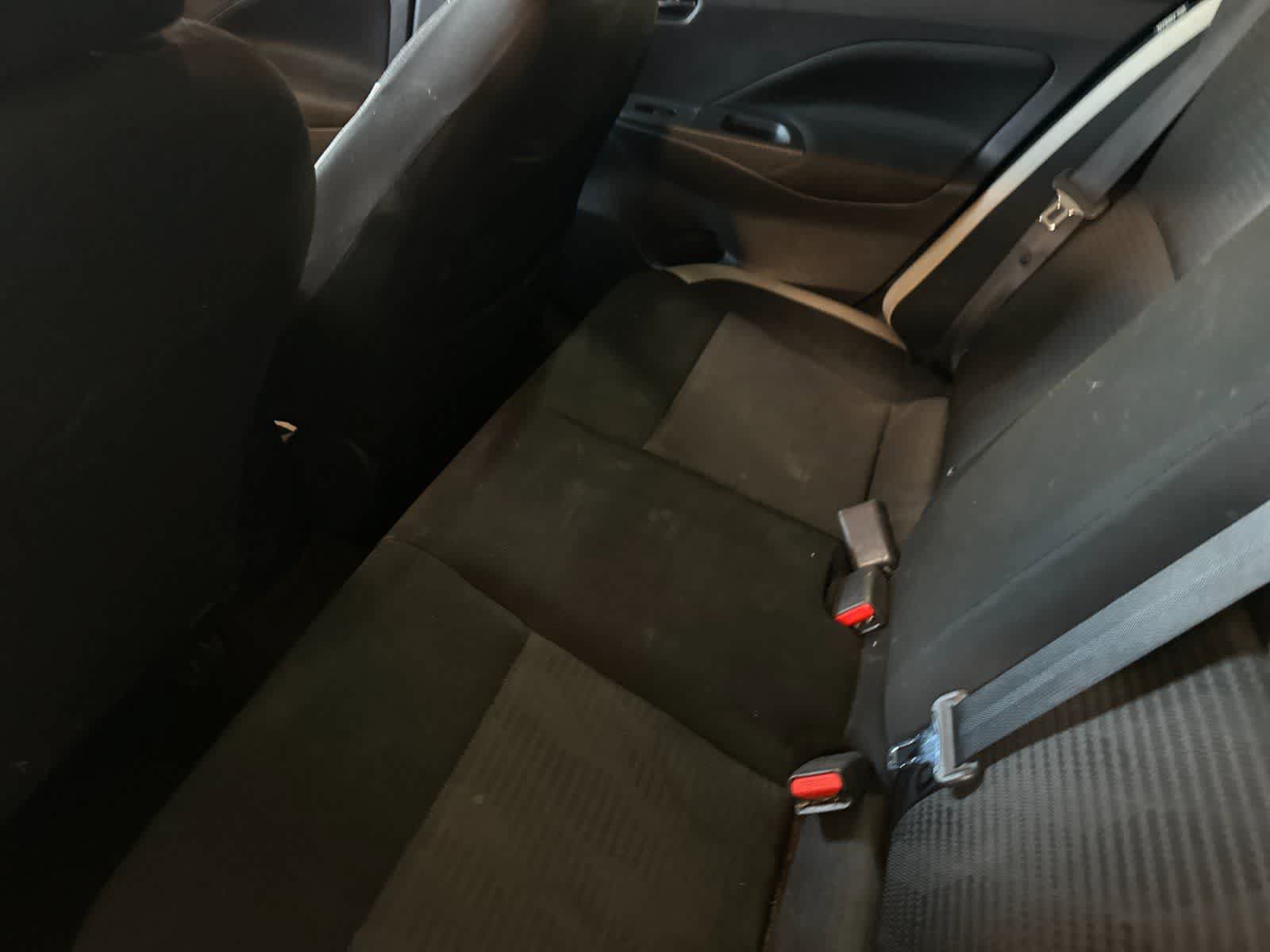 Used 2021 Nissan Versa SV FWD image 5