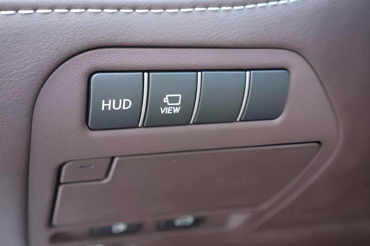Used 2019 Lexus LS 500 w/ Interior Upgrade Package RWD image 20