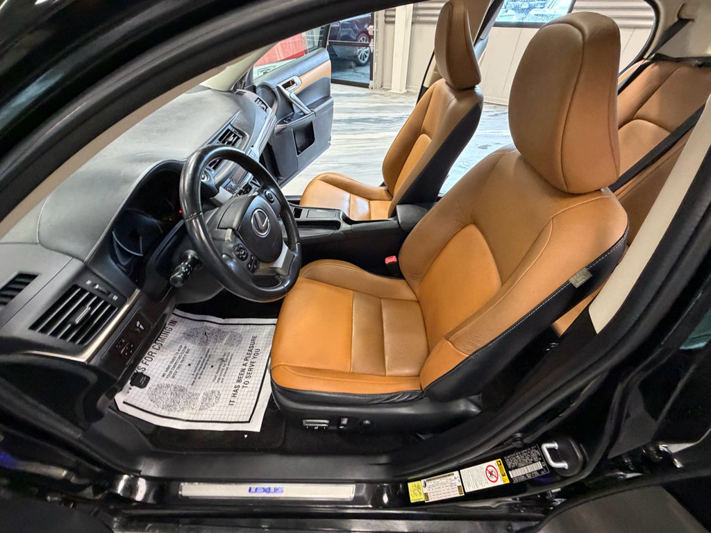Used 2015 Lexus CT 200h FWD image 53